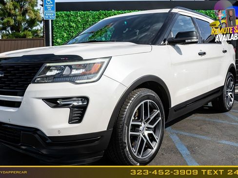 Used 2018 Ford Explorer Sport w/ Equipment Group 401A AWD/4WD image 2
