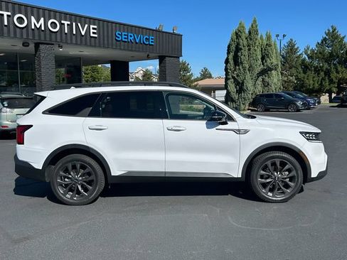 Used 2021 Kia Sorento SX Prestige AWD/4WD image 2