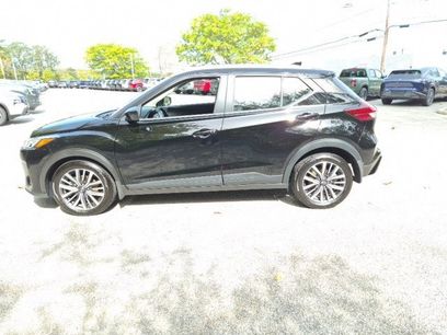 Used 2024 Nissan Kicks SV