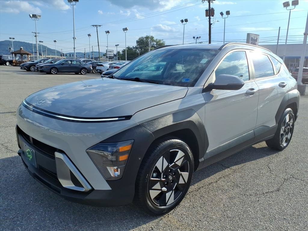 Used 2024 Hyundai Kona SEL FWD image 8