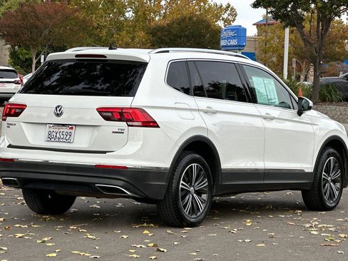 Used 2018 Volkswagen Tiguan SEL w/ 3rd Row Seat Package image 4