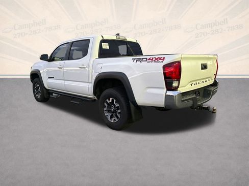 Used 2019 Toyota Tacoma TRD Off-Road image 3