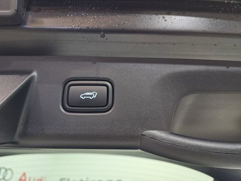 Used 2022 Hyundai Tucson Limited AWD/4WD image 16