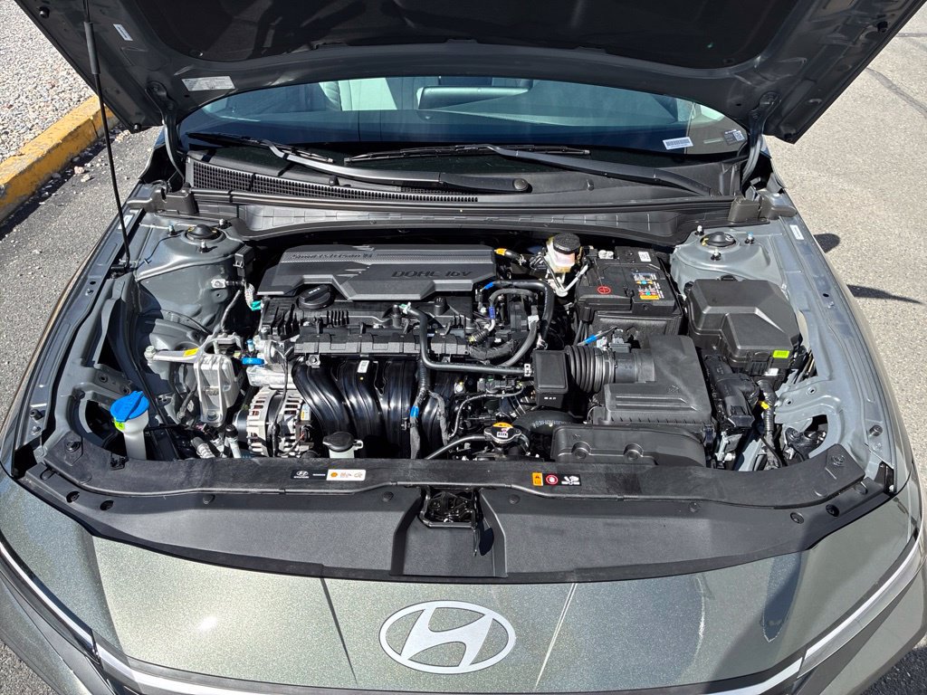 New 2026 Hyundai Elantra SEL Sport FWD image 9