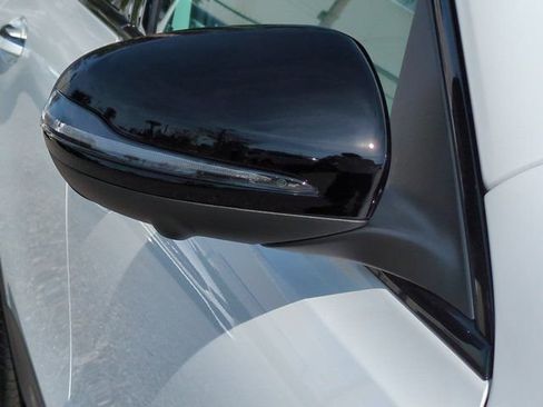 Certified 2026 Mercedes-Benz GLB 250 image 12
