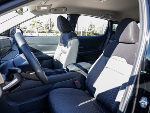 New 2026 Nissan Kicks SV image 17