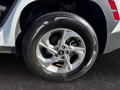 Used 2024 Hyundai Tucson SE AWD/4WD image 14