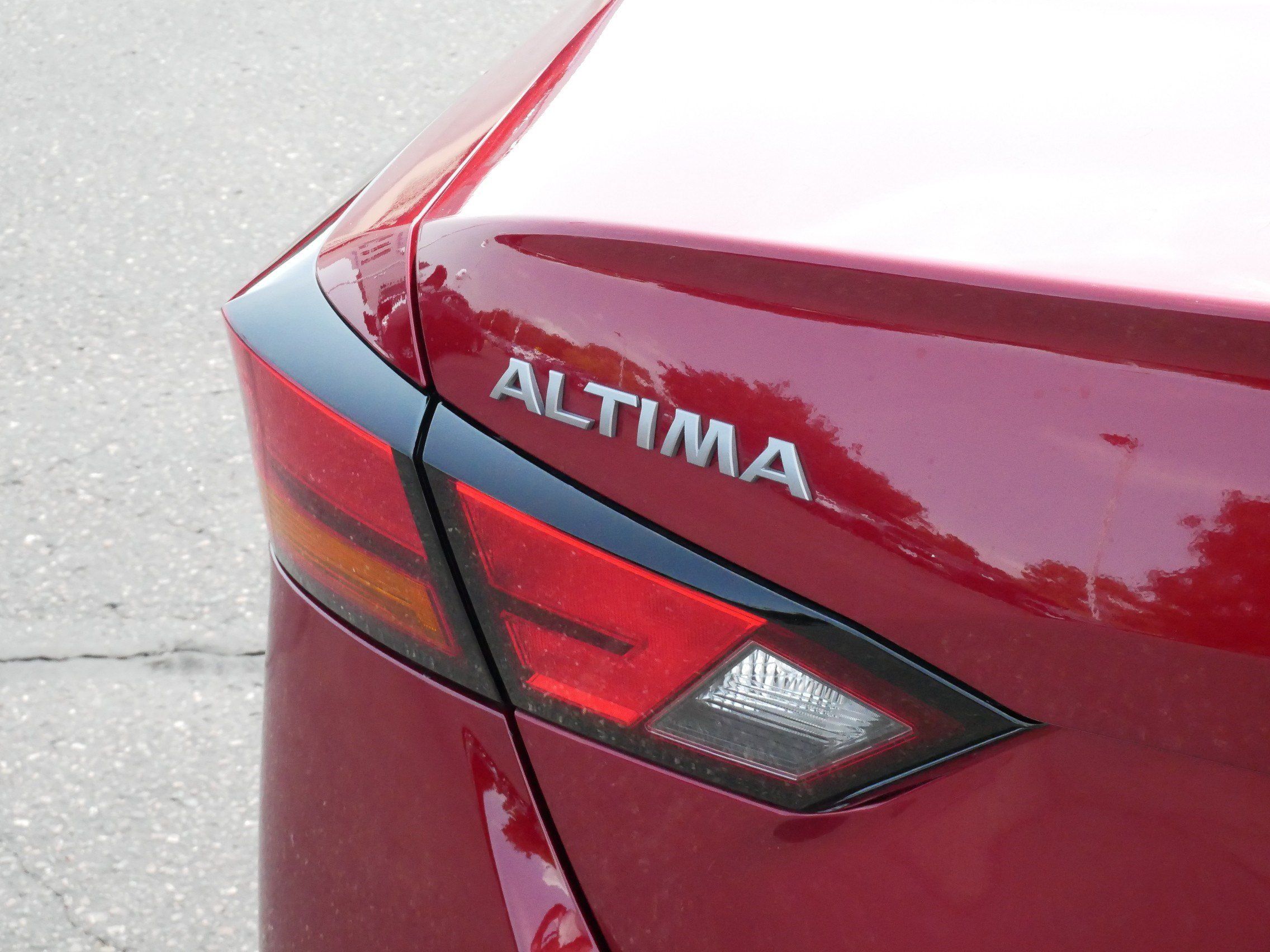 Used 2023 Nissan Altima 2.5 SL AWD/4WD image 17