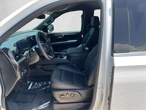 Used 2025 Chevrolet Tahoe LT w/ Comfort Package RWD image 11