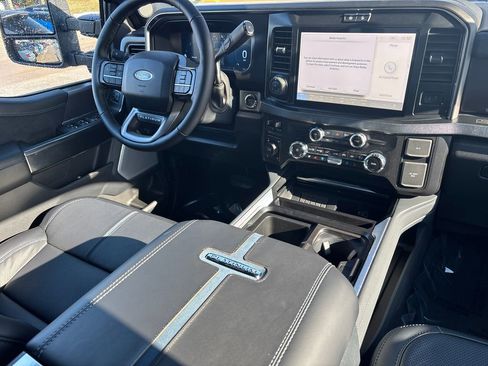 New 2026 Ford F250 Platinum image 29