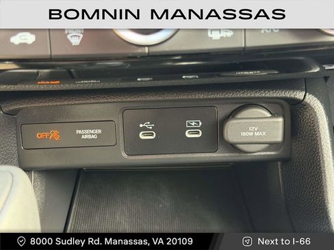 Used 2025 Honda Civic Sport image 24