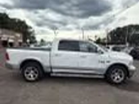 Used 2014 RAM 1500 Laramie AWD/4WD image 4
