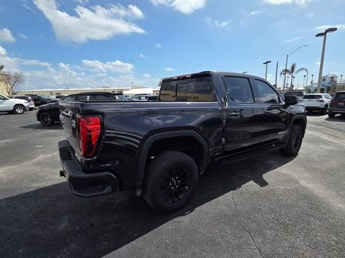 Used 2022 GMC Sierra 1500 AT4X image 11