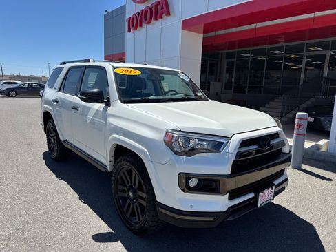 Used 2019 Toyota 4Runner Limited AWD/4WD image 1