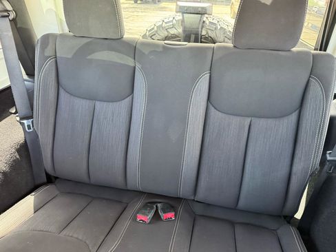 Used 2013 Jeep Wrangler Rubicon w/ PWR Convenience Group AWD/4WD image 20