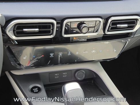 New 2026 Nissan Sentra SL w/ Floor Mat Package FWD image 15