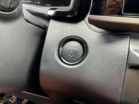 Used 2025 Toyota Camry SE w/ Multimedia Upgrade Package image 32