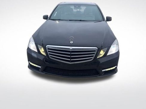 Used 2012 Mercedes-Benz E 350 BlueTEC Sedan image 4