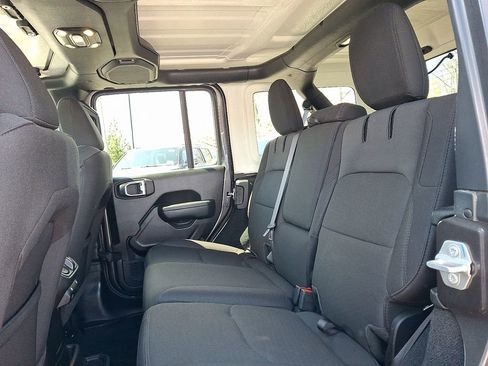 Certified 2023 Jeep Wrangler Unlimited w/ Cold Weather Group image 10