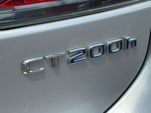 Used 2015 Lexus CT 200h image 7