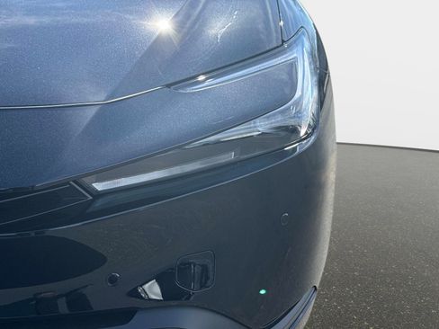 New 2026 Toyota Prius LE FWD image 9