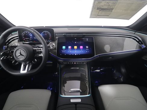 New 2026 Mercedes-Benz E 53 AMG e 4MATIC Sedan image 11