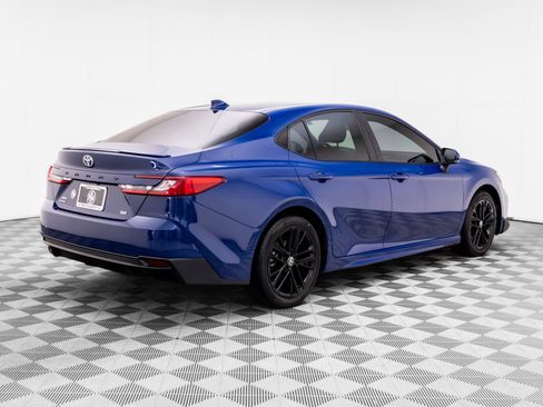 Used 2026 Toyota Camry SE w/ Multimedia Upgrade Package AWD/4WD image 6