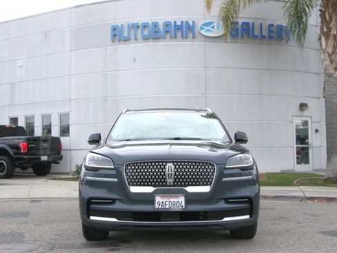 Used 2022 Lincoln Aviator Reserve image 2