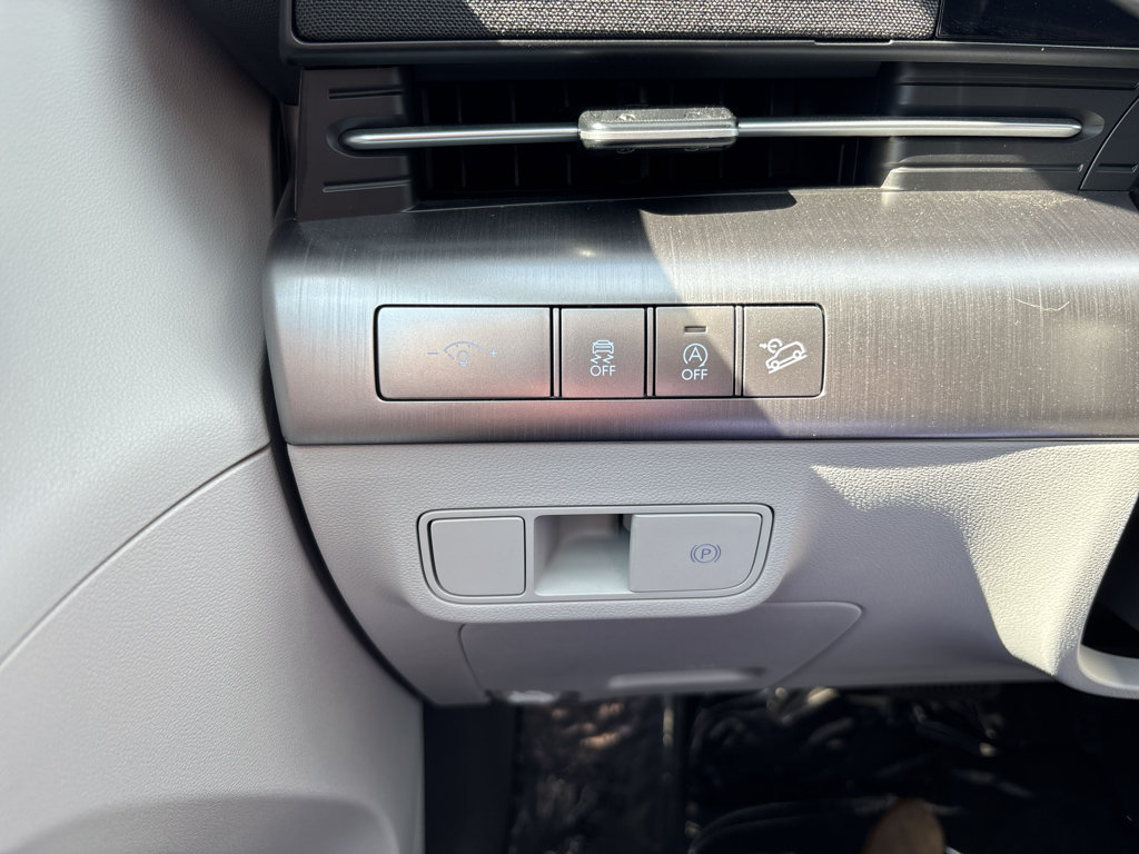 Certified 2026 Hyundai Kona SE AWD/4WD image 21