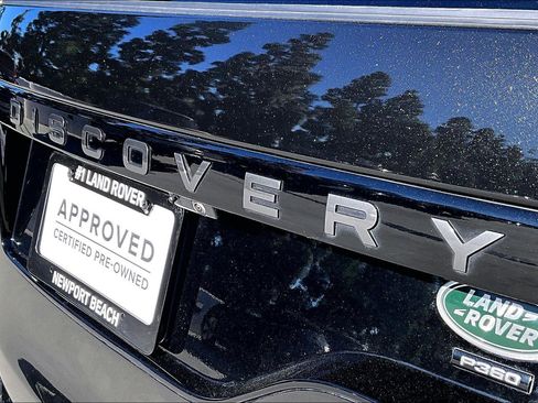 Used 2023 Land Rover Discovery S R-Dynamic image 7
