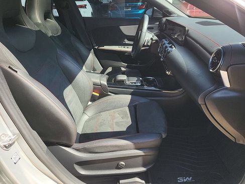 Used 2020 Mercedes-Benz CLA 250 image 28