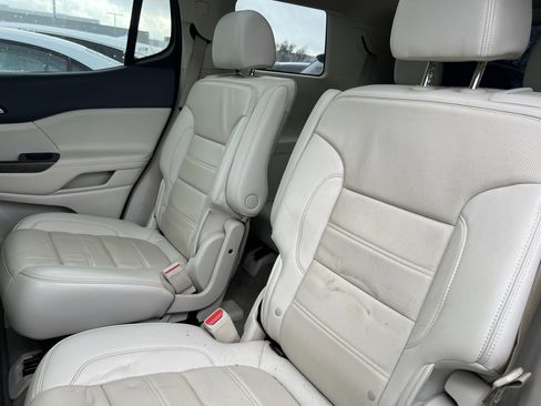 Used 2021 GMC Acadia Denali w/ Denali Technology Package image 33