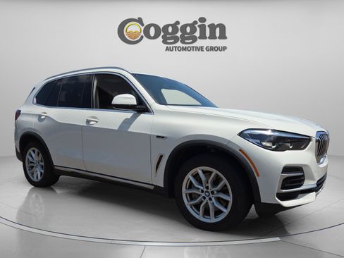 Used 2022 BMW X5 xDrive45e AWD/4WD image 6