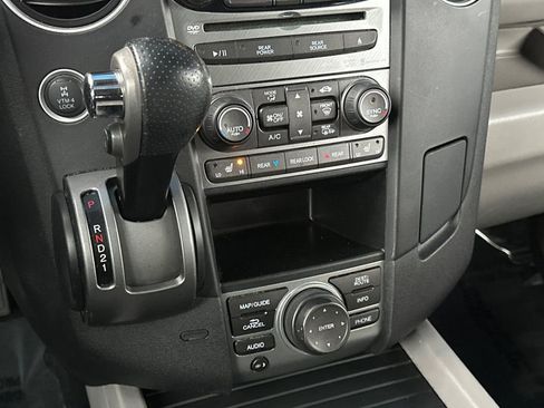 Used 2013 Honda Pilot Touring image 21