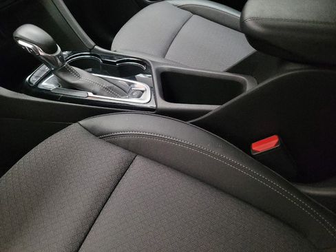 Used 2023 Buick Encore GX Select w/ Sport Touring Package image 26