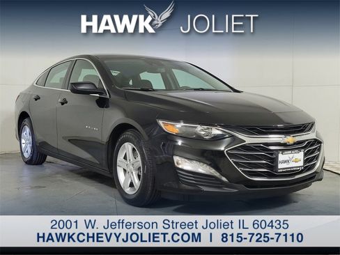 Used 2024 Chevrolet Malibu LT image 1