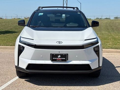 New 2026 Toyota bZ FWD image 3