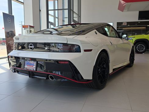 New 2026 Nissan Z NISMO w/ Floor Mat Package RWD image 15