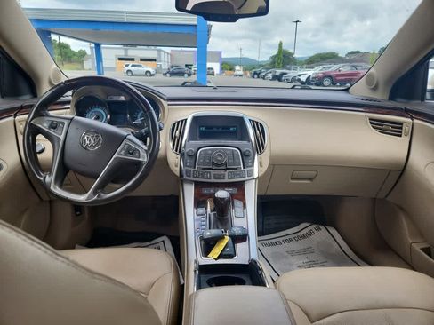 Used 2011 Buick LaCrosse CXL w/ Luxury Package FWD image 4