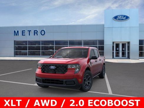 New 2026 Ford Maverick XLT w/ XLT Luxury Package image 3