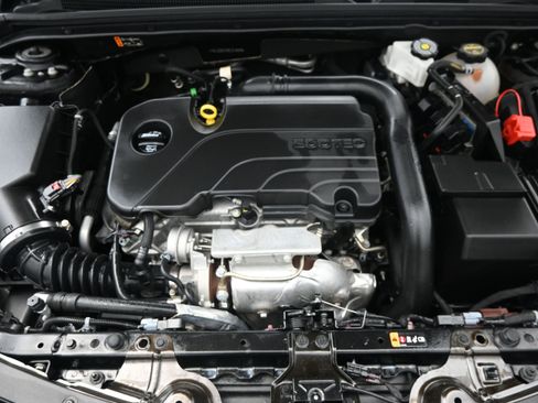 Used 2024 Chevrolet Malibu LT image 22