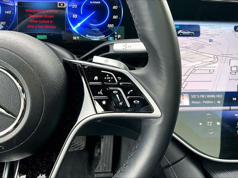 Used 2023 Mercedes-Benz EQS 580 4MATIC SUV image 24