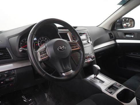 Used 2013 Subaru Outback 2.5i Premium AWD/4WD image 26