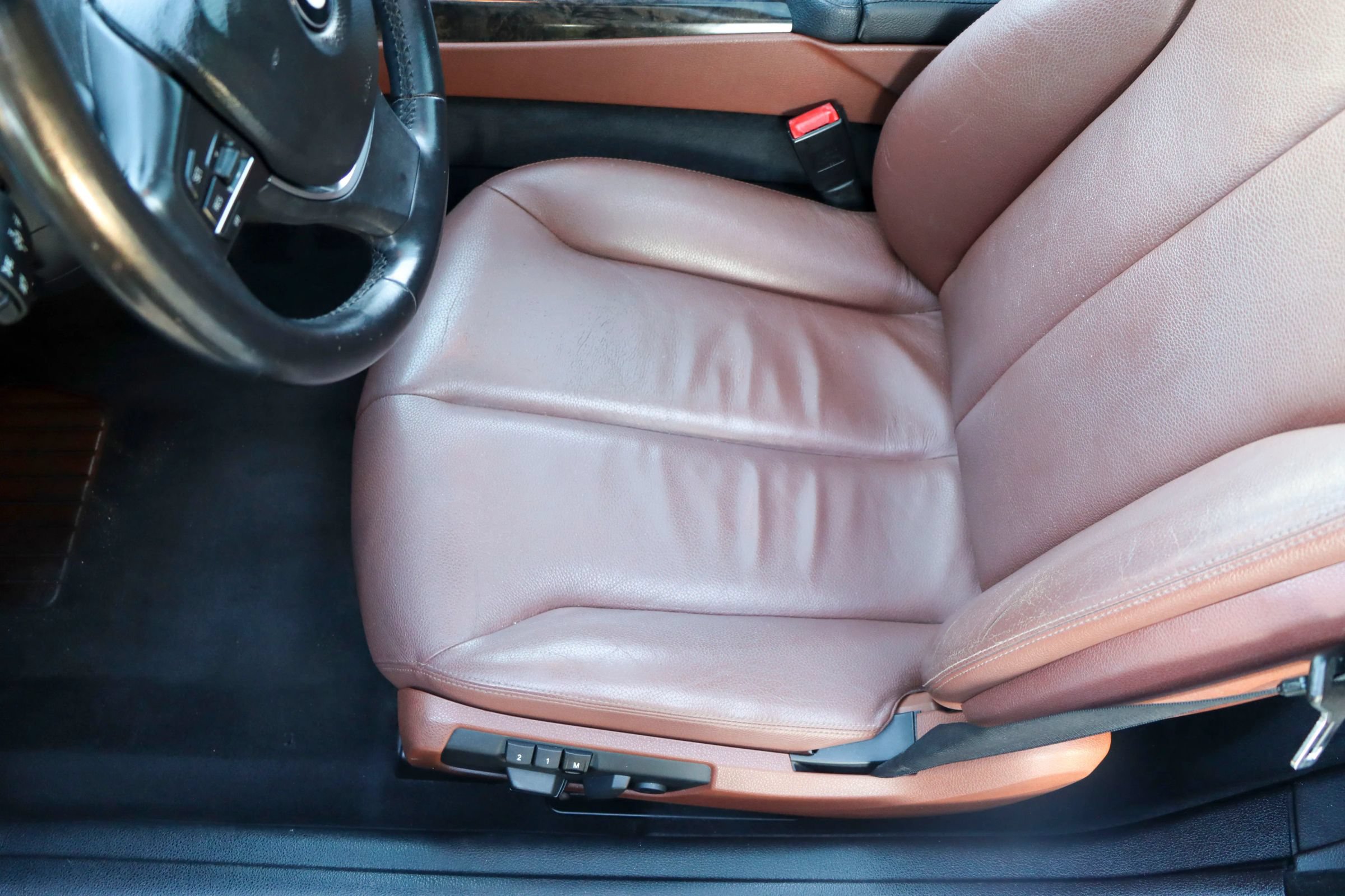 Used 2012 BMW 640i Coupe w/ Premium Sound Pkg RWD image 14
