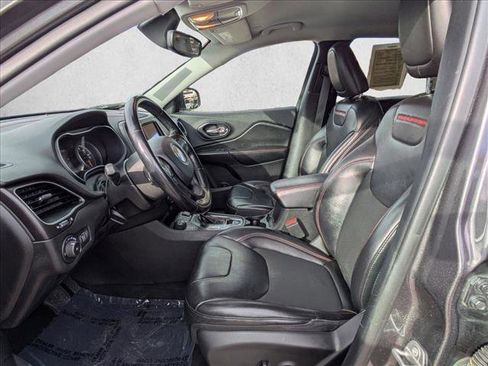 Used 2020 Jeep Cherokee Trailhawk w/ Cold Weather Group image 11