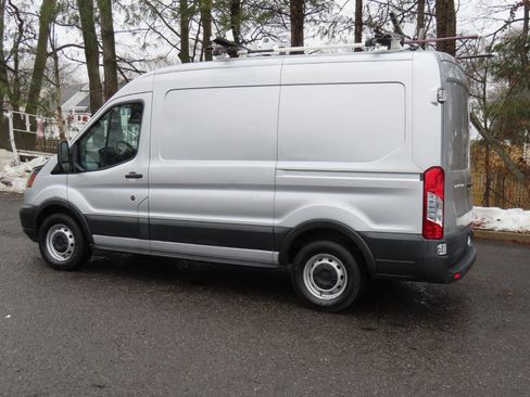 Used 2017 Ford Transit 150 130 Medium Roof image 3