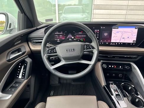Certified 2025 Audi Q5 Premium w/ Premium Plus AWD/4WD image 12