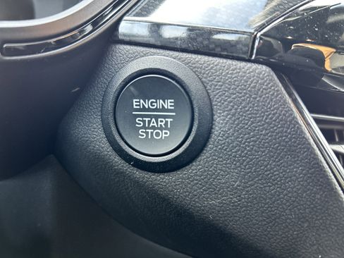 Used 2024 Ford Escape ST-Line image 45