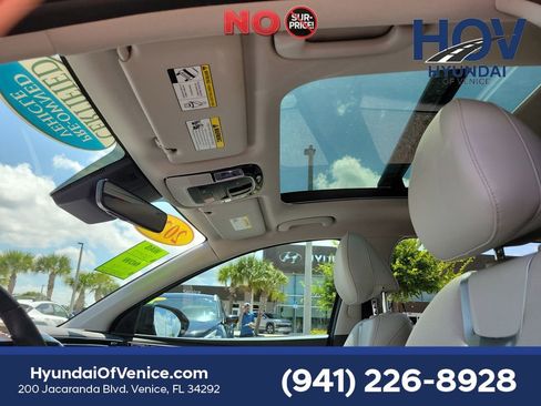 Certified 2024 Hyundai Tucson Limited FWD image 26