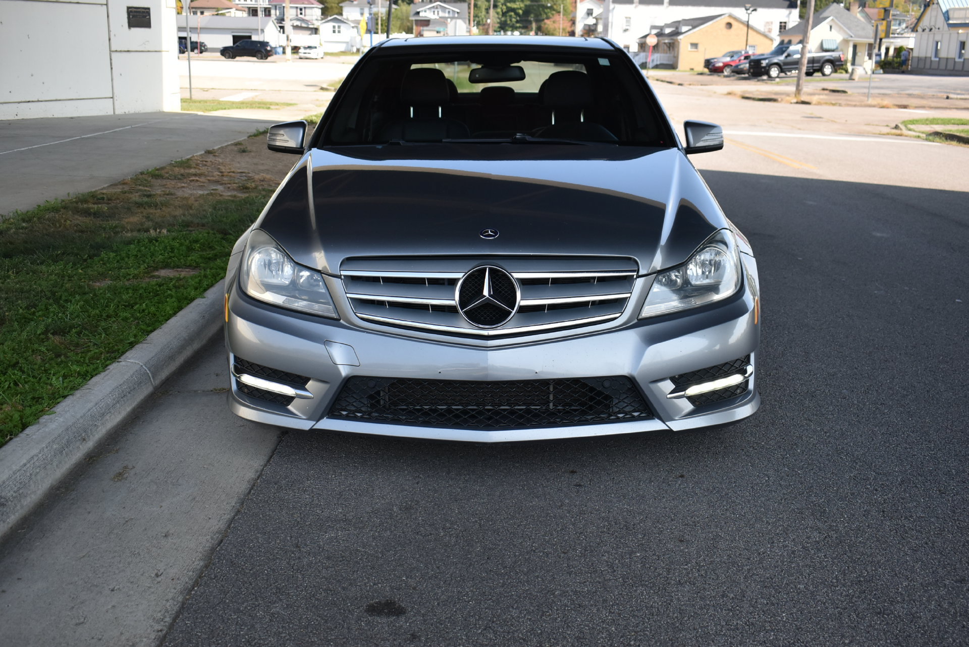 Used 2013 Mercedes-Benz C 300 4MATIC Sedan image 2
